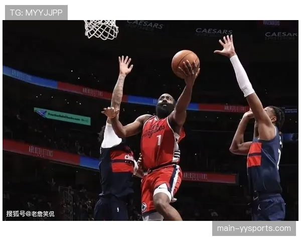 魔术险胜快船,关键时刻攻防转换效率决定比赛胜负 魔术险胜快船,关键时刻攻防转换效率决定比赛胜负